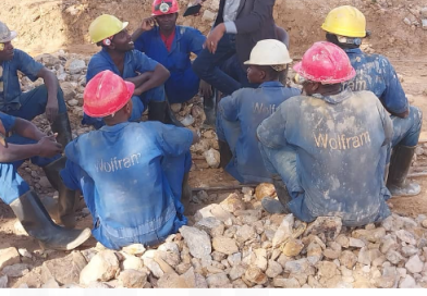 Rwinkwavu:Abacukuzi b’amabuye y’agaciro bavuga ko bagorwa no kubona udukingirizo