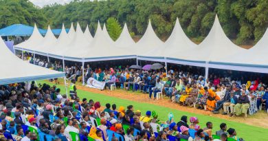 Mu murenge wa Kigali abarokotse jenoside yakorewe Abatutsi bashimiwe uruhare rutaziguye bagira mu kunga Abanyarwanda bakongera kuba umwe. Mu murenge wa Kigali abarokotse jenoside yakorewe Abatutsi bashimiwe uruhare rutaziguye bagira mu kunga Abanyarwanda bakongera kuba umwe.