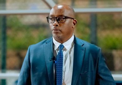 Ruhago nyarwanda: Shampiyona y’icyiciro cya mbere mu Rwanda yuzuyemo ibirego biregwa abasifuzi . Ruhago nyarwanda: Shampiyona y’icyiciro cya mbere mu Rwanda yuzuyemo ibirego biregwa abasifuzi .