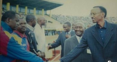 Ruhago nyarwanda:Mugemana Charles wabaye muganga w’ikipe ya Rayon imyaka irenga 30 yitabye Imana.