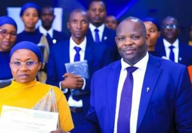 Itorero ry’ADEPR intabaza itabariza abapasiteri n’abavugabutumwa birukanywe na Ndayizeye Isaie ikomeje kuvuza ubuhuha. Itorero ry’ADEPR intabaza itabariza abapasiteri n’abavugabutumwa birukanywe na Ndayizeye Isaie ikomeje kuvuza ubuhuha.