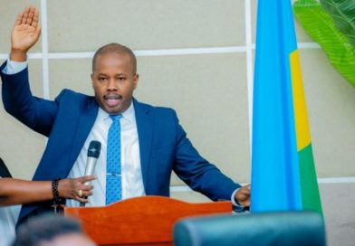 Ubutabera: Abashinzwe ubutaka mu mujyi wa Kigali barenganyije Kanzayire Emilienne bakingira ikibaba Rumongi Longin Ubutabera: Abashinzwe ubutaka mu mujyi wa Kigali barenganyije Kanzayire Emilienne bakingira ikibaba Rumongi Longin