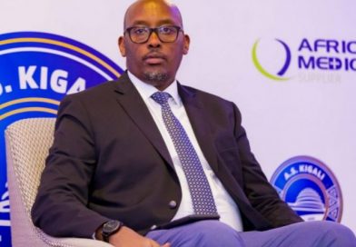 Ruhago nyarwanda.Ferwafa yakingiye ikibaba amakosa y’abafana b’ikipe y’APR fc k’urugomo bakoze. Ruhago nyarwanda.Ferwafa yakingiye ikibaba amakosa y’abafana b’ikipe y’APR fc k’urugomo bakoze.