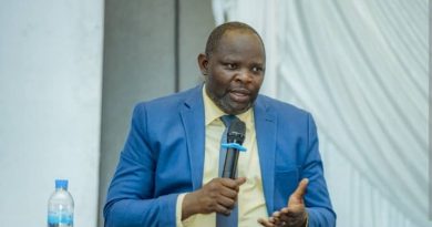 Ivugabutumwa:Mu itorero ry’ADEPR – abana ba Pasiteli Ndayizeye Isaie baritegura ko abagabira nyuma yaho amaparuwase ayagize 30 mugihugu hose. Ivugabutumwa:Mu itorero ry’ADEPR – abana ba Pasiteli Ndayizeye Isaie baritegura ko abagabira nyuma yaho amaparuwase ayagize 30 mugihugu hose.