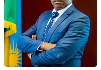 Uburezi:Intara y’iburengerazuba haravugwayo ikibazo cy’abana b’abanyeshuri  bagera ku 17,000 bavuga ko batiga kubera ubukene – hakenewe iki?